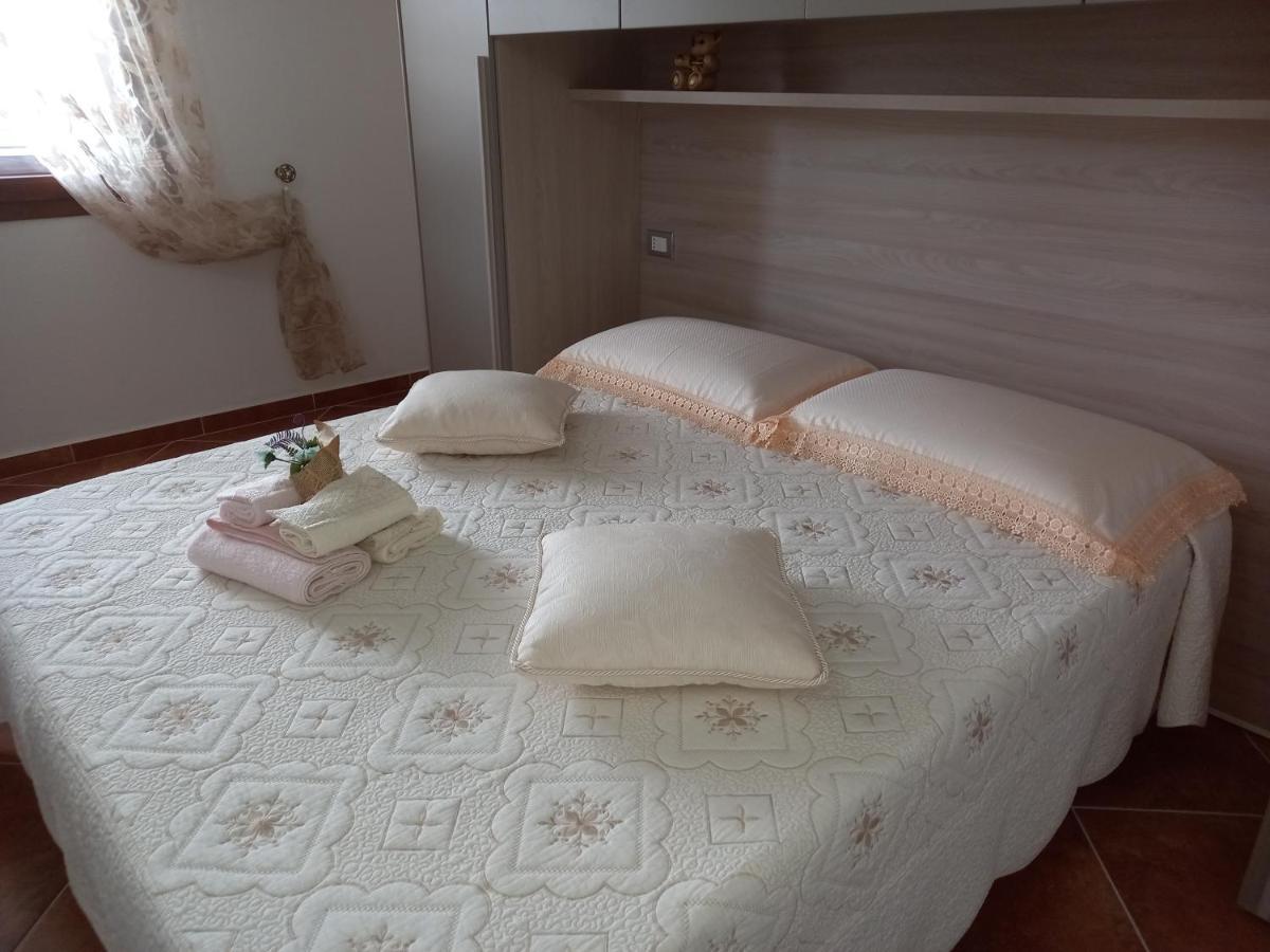 Villa Aratha Орозеи Экстерьер фото
