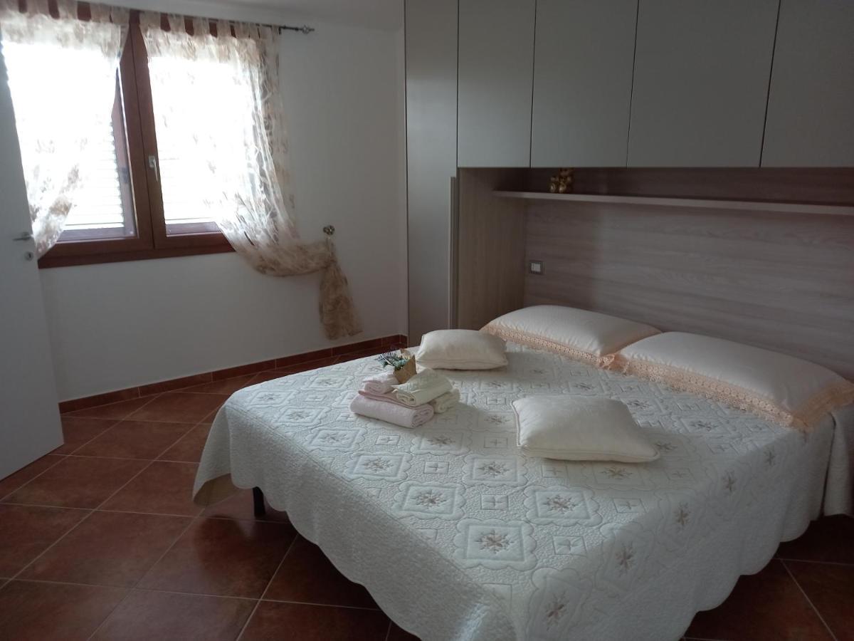 Villa Aratha Орозеи Экстерьер фото